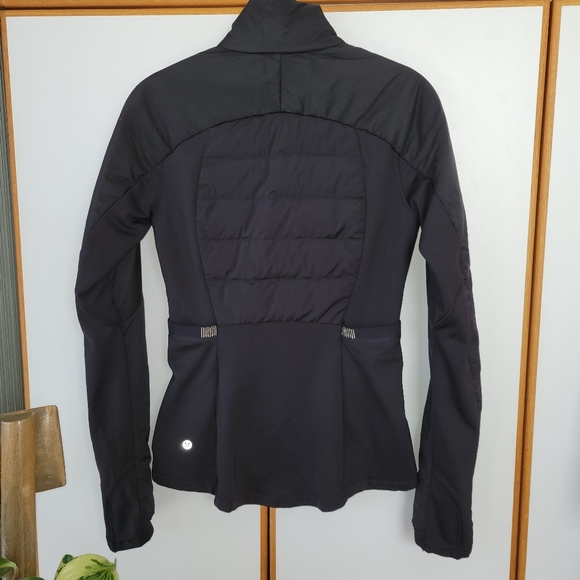New Lululemon Black Down For It All Pullover Jacket 4 Quilted Stretch - Picture 14 of 14